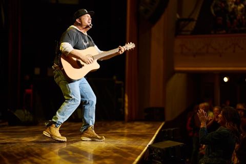 Garth Brooks Is Opening a Nashville Bar Named After His Song 'Friends in  Low Places