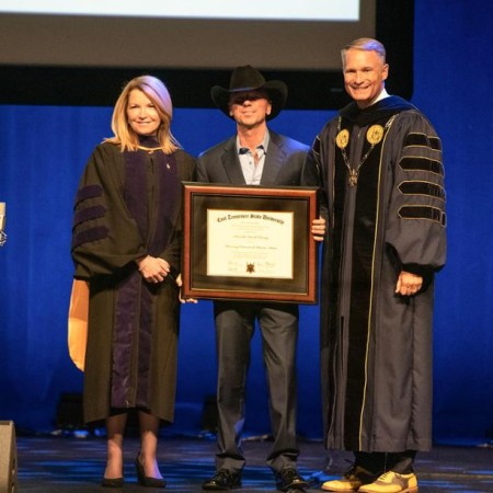Kenny Chesney Honorary Doctorate